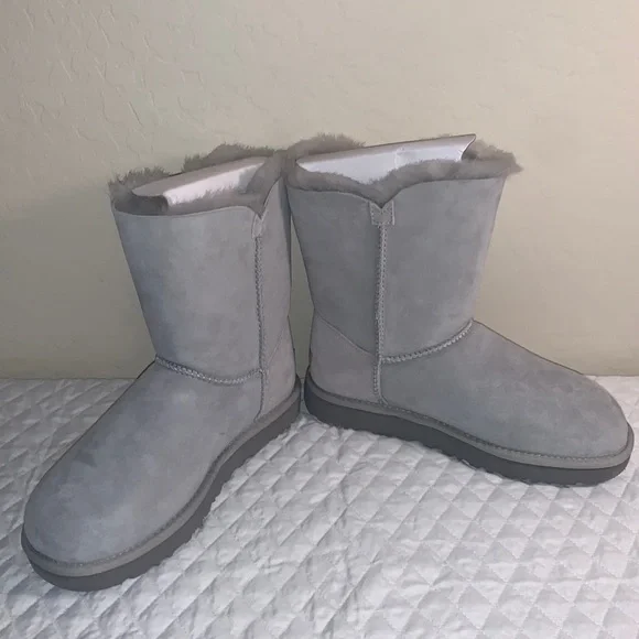 UGG SIZE 6 BRAND NEW IN BOX AZALEA CHARM GORGEOUS BOOTS - Picture 7 of 15